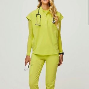 COPY - Figs citrine  scrub set: top x-small and bottoms small